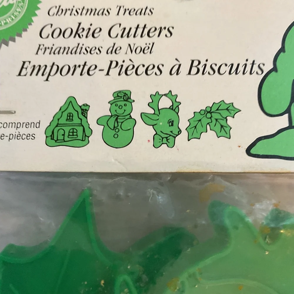 Wilton VTG 1995 Christmas Treats Cookie Cutters Set of 4 Green Plastic 2304-1290